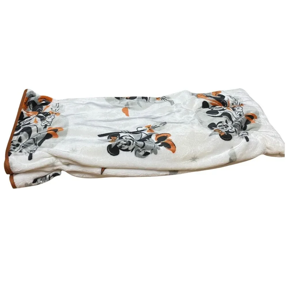 DISNEY Blanket Vampire Mickey & Witch Minnie Halloween Plush Throw 50 x 70 Treat